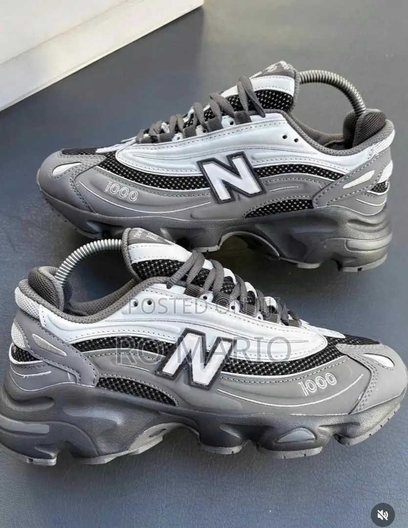 New Balance 1000