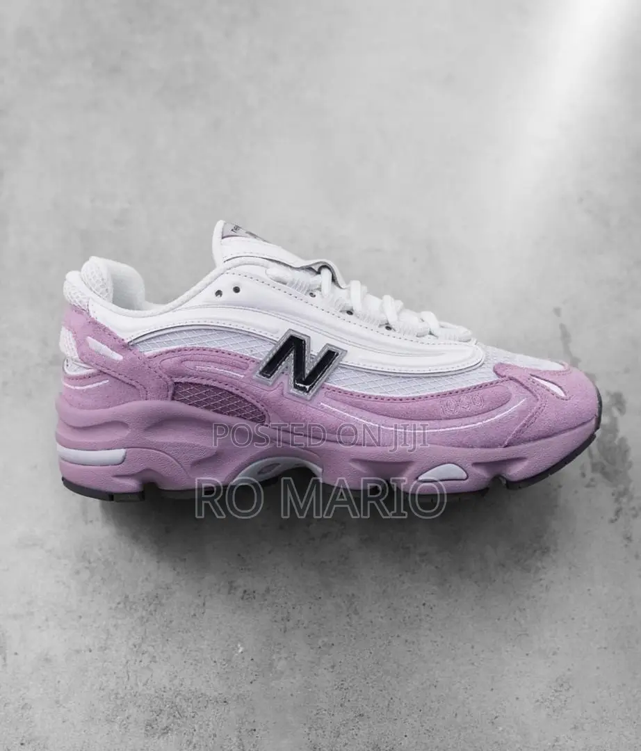 New Balance 1000