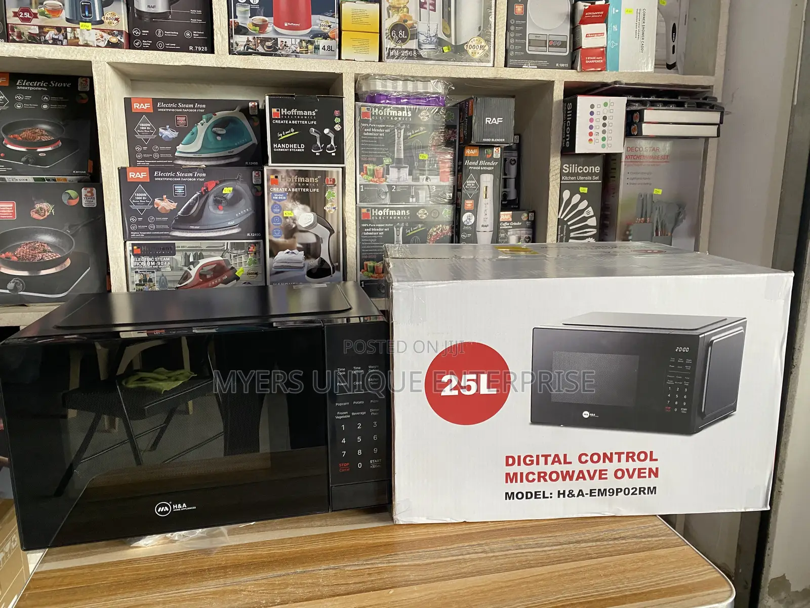 25L Digital Microwave Oven - Large Capacity
