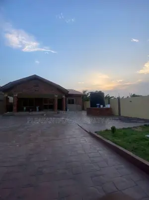 3bdrm House in Pleasantplaces And, Oyarifa for sale