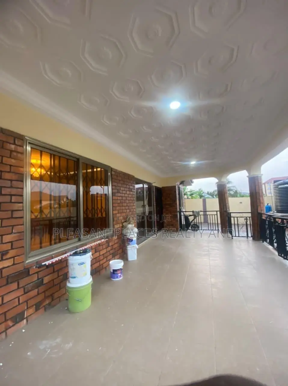 3bdrm House in Pleasantplaces And, Oyarifa for sale