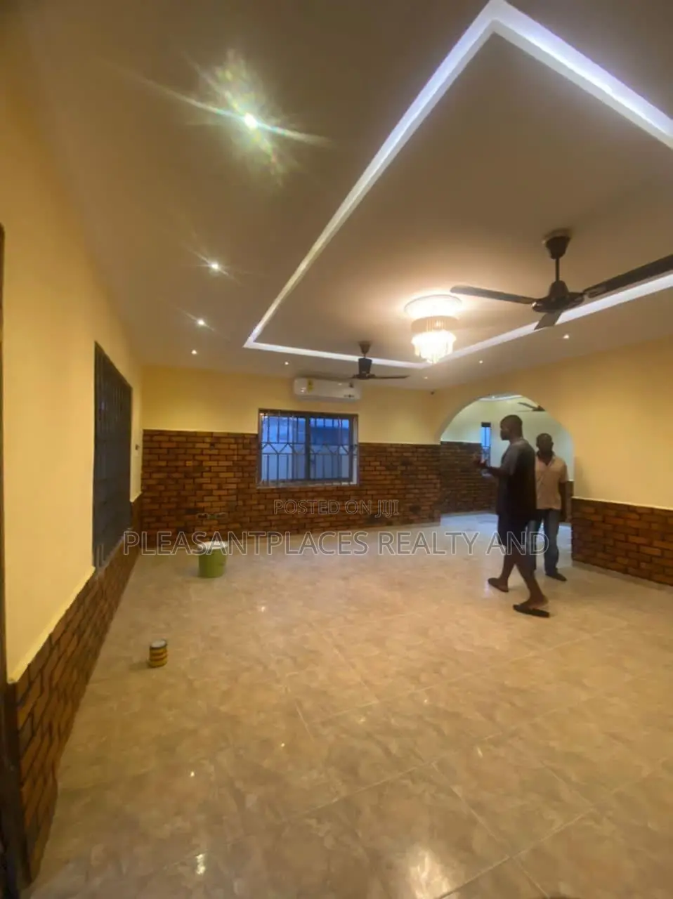 3bdrm House in Pleasantplaces And, Oyarifa for sale