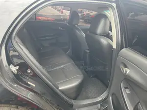 Toyota Corolla 2013 Black