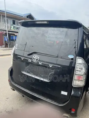 Toyota TownAce 2013 Black