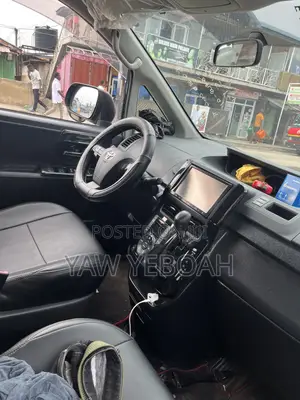 Toyota TownAce 2013 Black