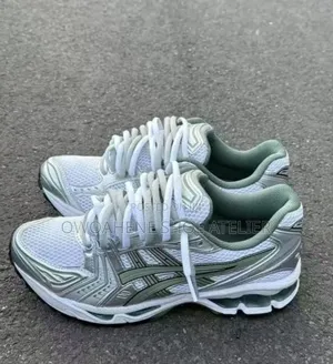 ASICS GEL-Kayano 14 in White/Slate Grey Sneakers