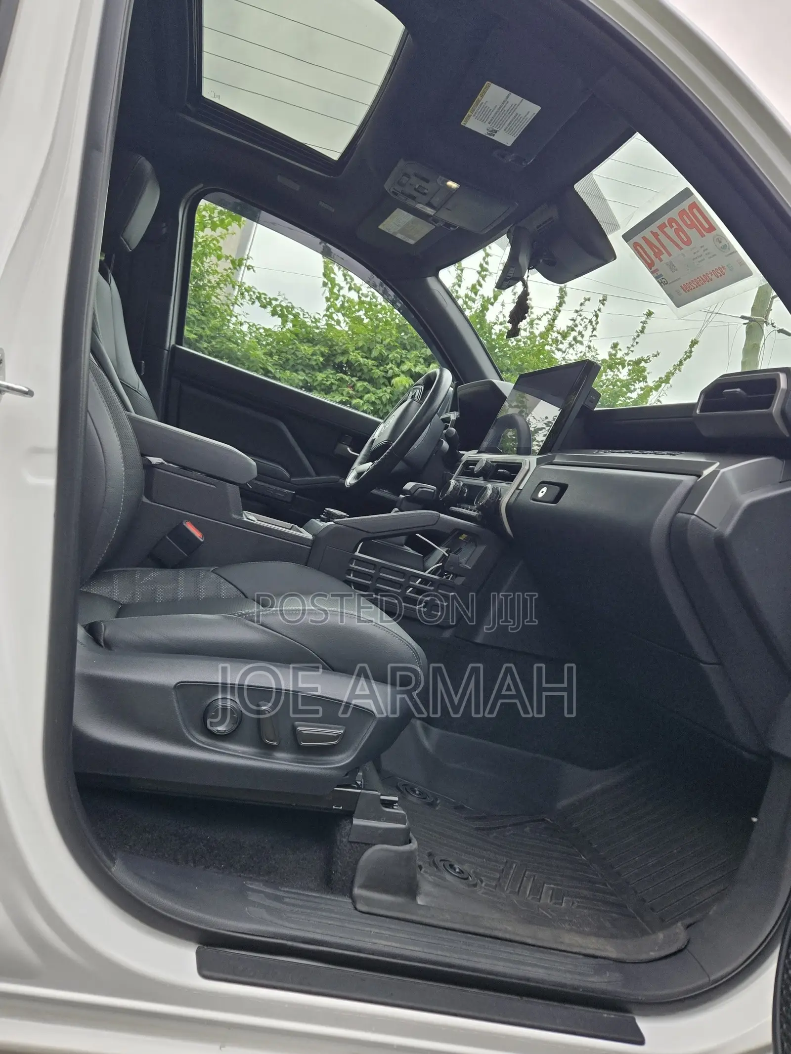 Toyota Tacoma 2024 White