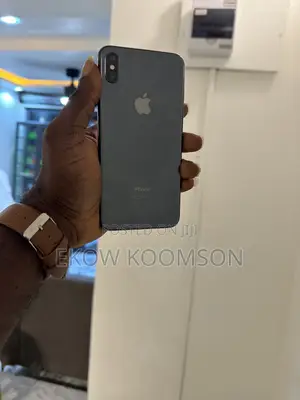 Apple iPhone XS Max 64 GB Black