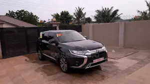 Mitsubishi Outlander SE FWD 2019 Black