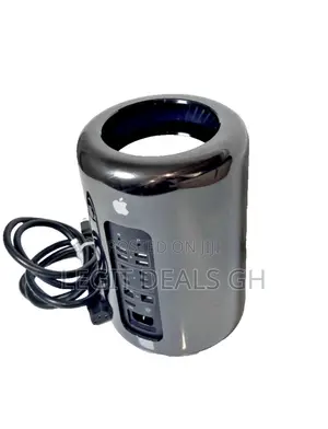 Desktop Computer Apple Mac Pro 32GB Intel Xeon SSD 1T