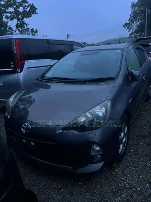 Toyota Aqua 2014 Black