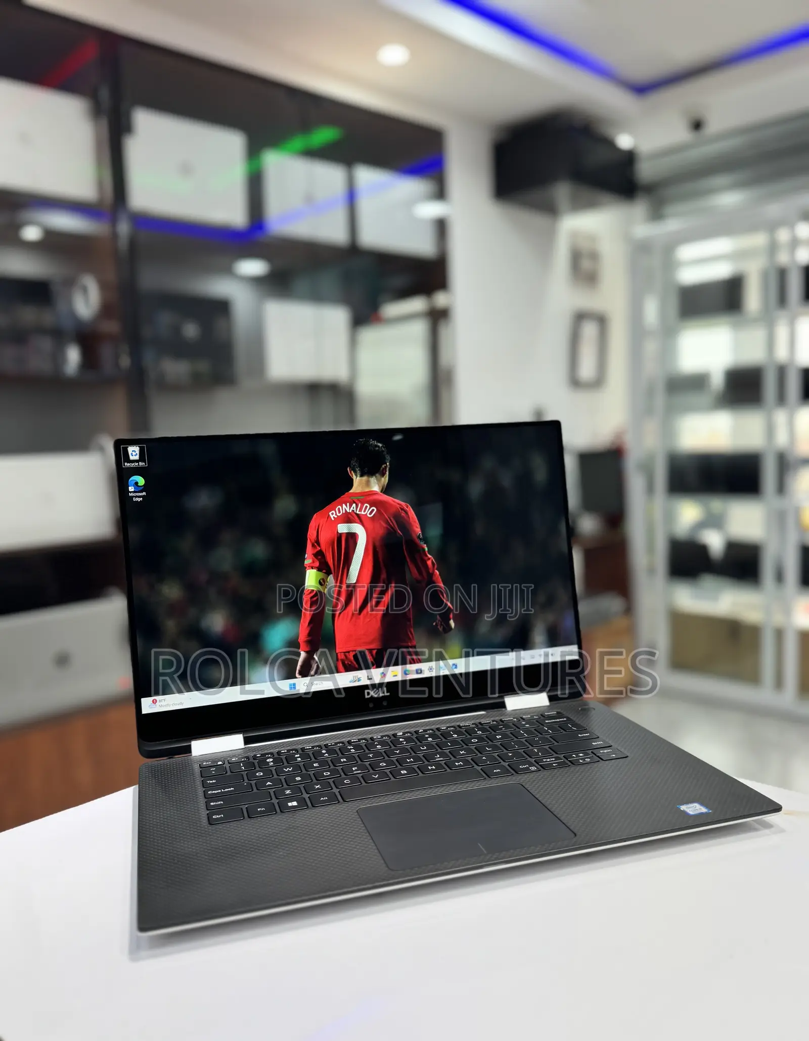 Laptop Dell XPS 15 9575 2-in-1 8GB Intel Core i5 SSD 512GB