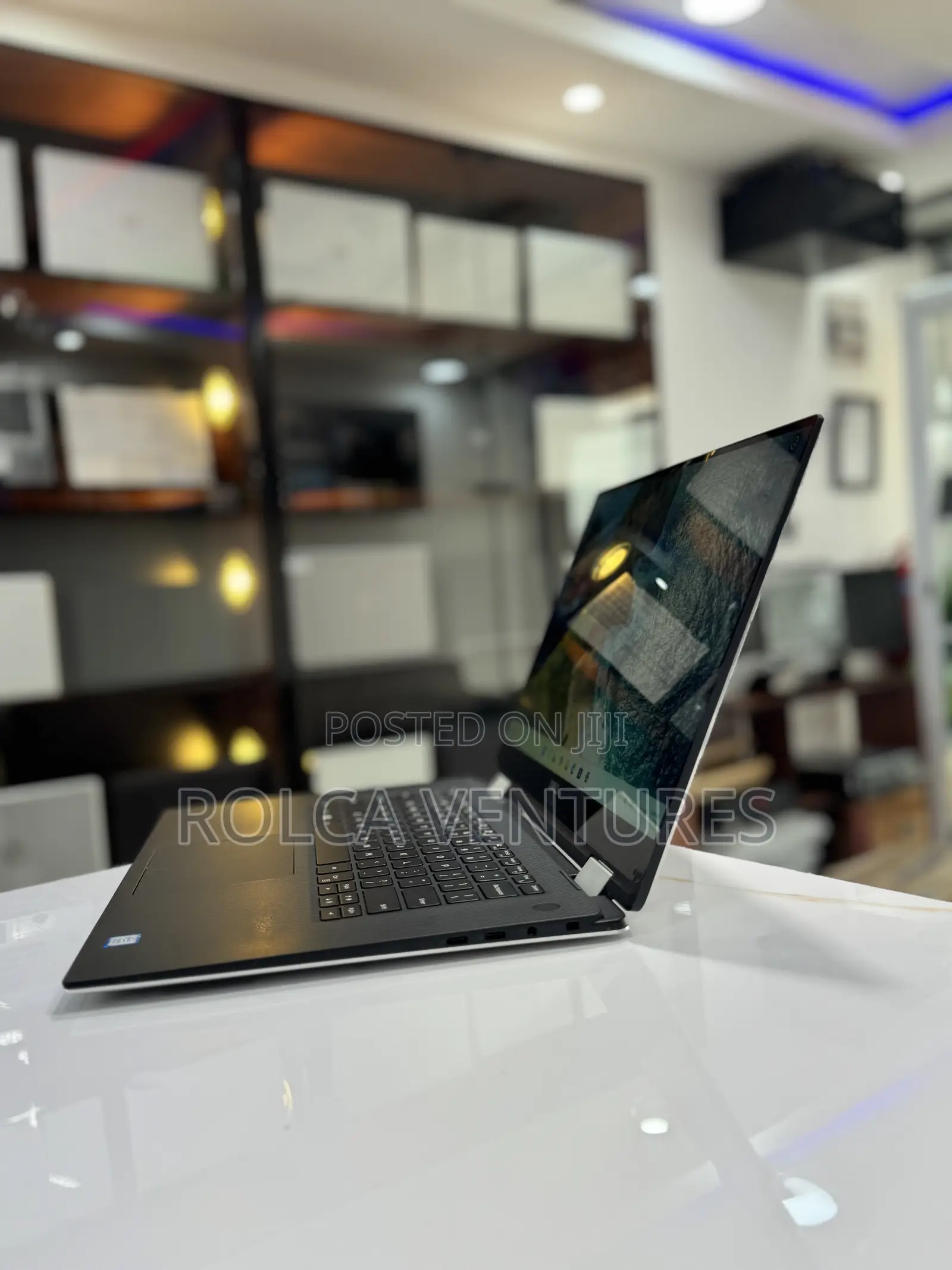 Laptop Dell XPS 15 9575 2-in-1 8GB Intel Core i5 SSD 512GB
