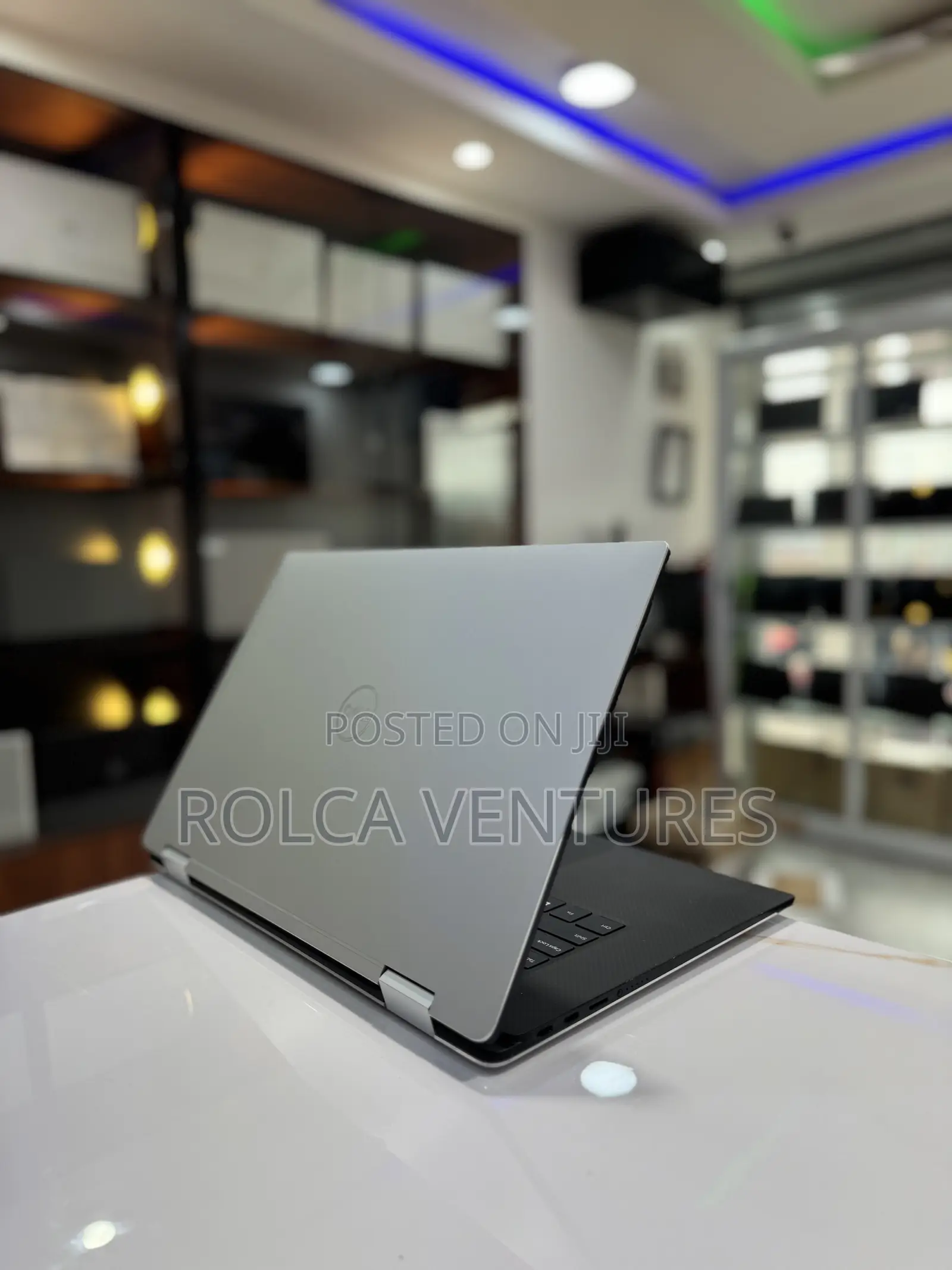 Laptop Dell XPS 15 9575 2-in-1 8GB Intel Core i5 SSD 512GB