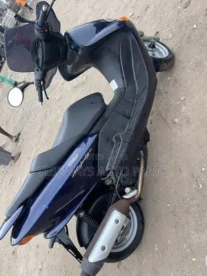 Yamaha Majesty 2000 Blue