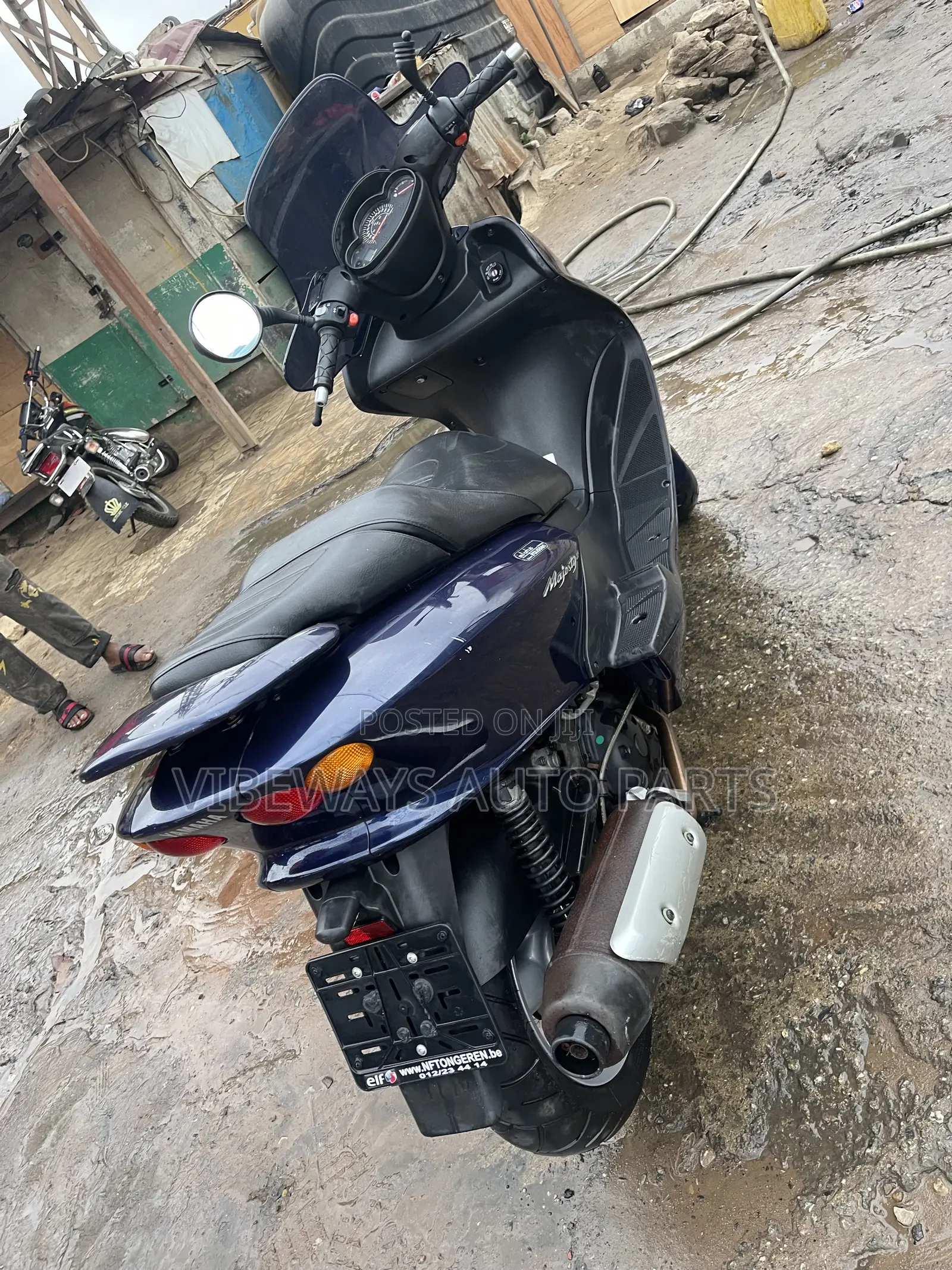 Yamaha Majesty 2000 Blue