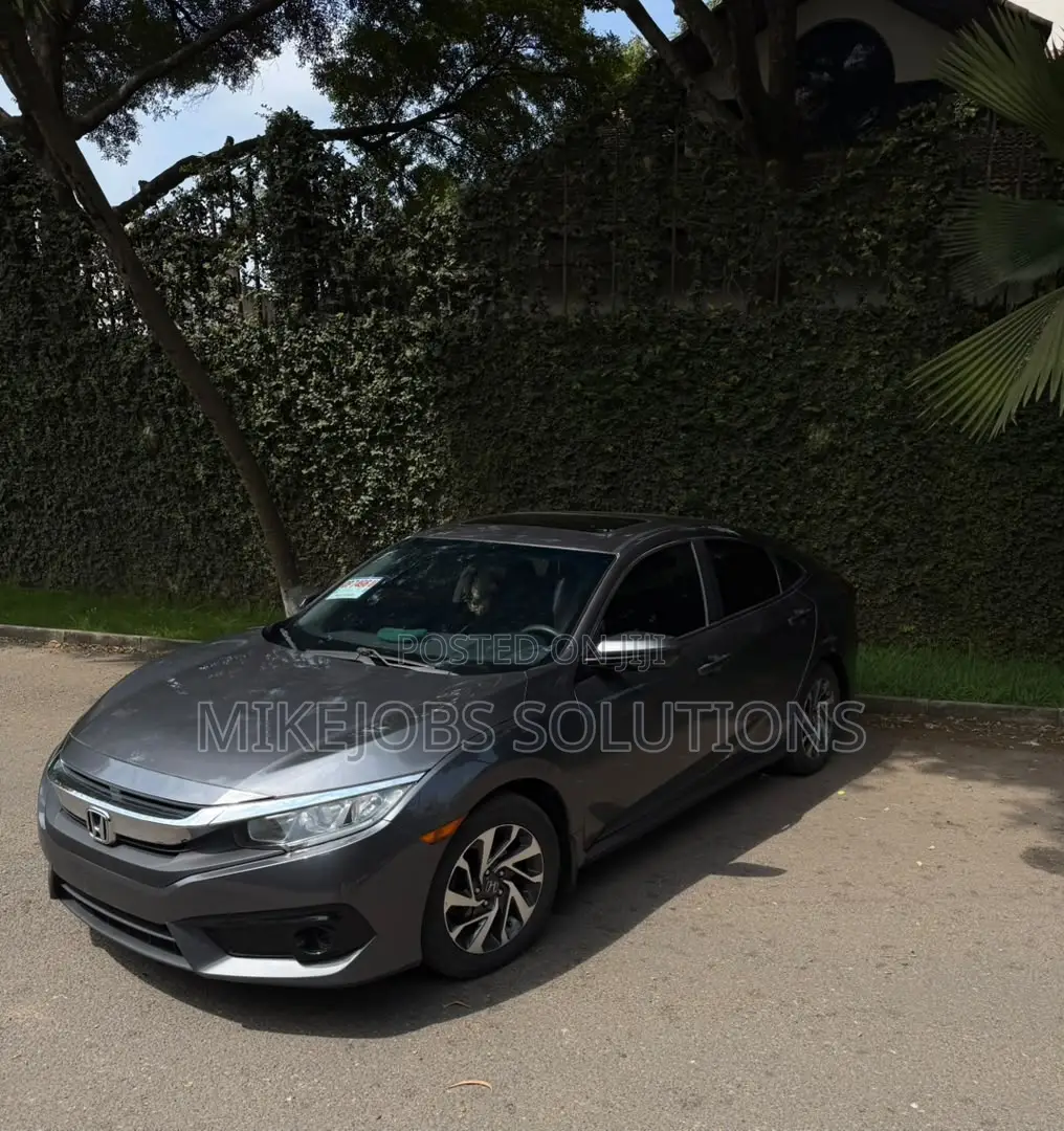 Honda Civic EX Sedan 2018 Gray
