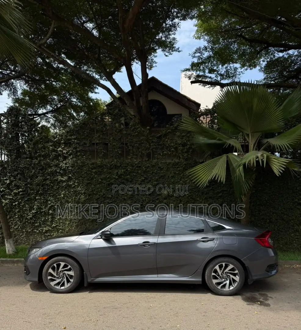 Honda Civic EX Sedan 2018 Gray
