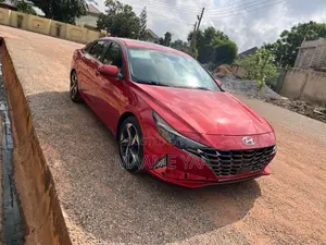 Hyundai Elantra Limited 2021 Red