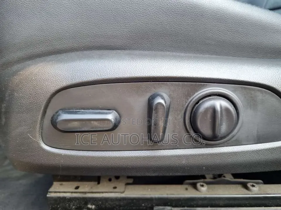 Chevrolet Malibu L 2019 Black
