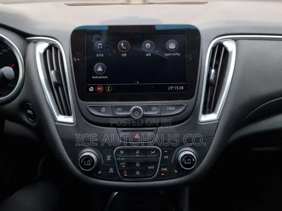 Chevrolet Malibu L 2019 Black
