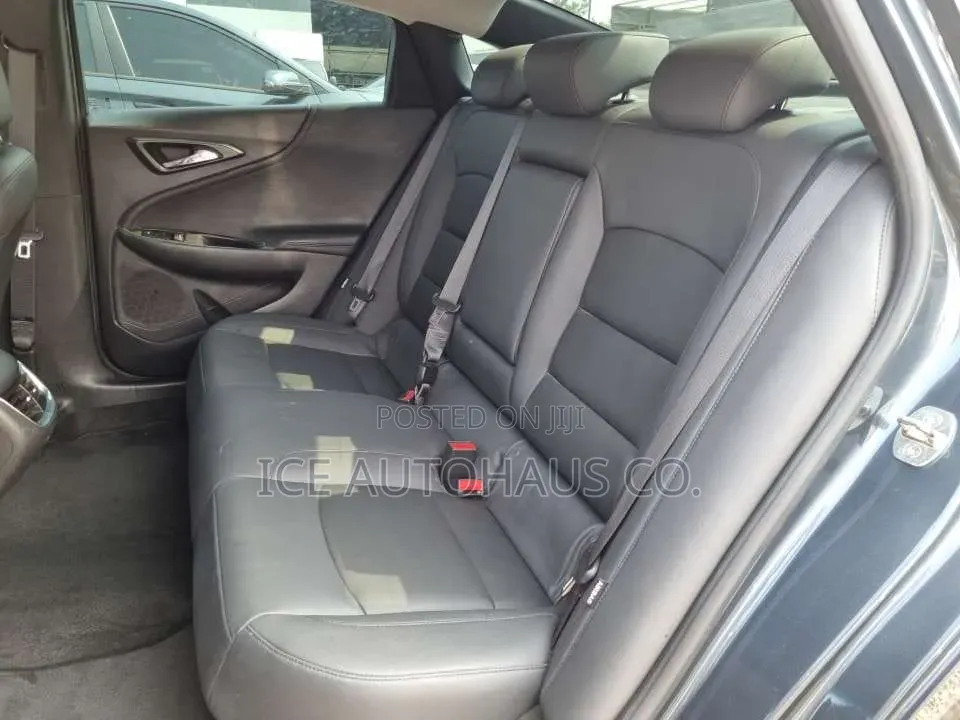 Chevrolet Malibu L 2019 Black