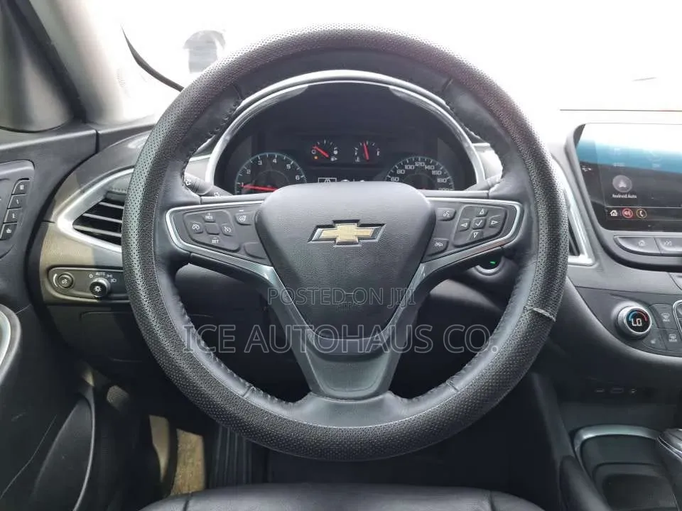 Chevrolet Malibu L 2019 Black