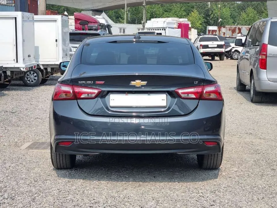 Chevrolet Malibu L 2019 Black
