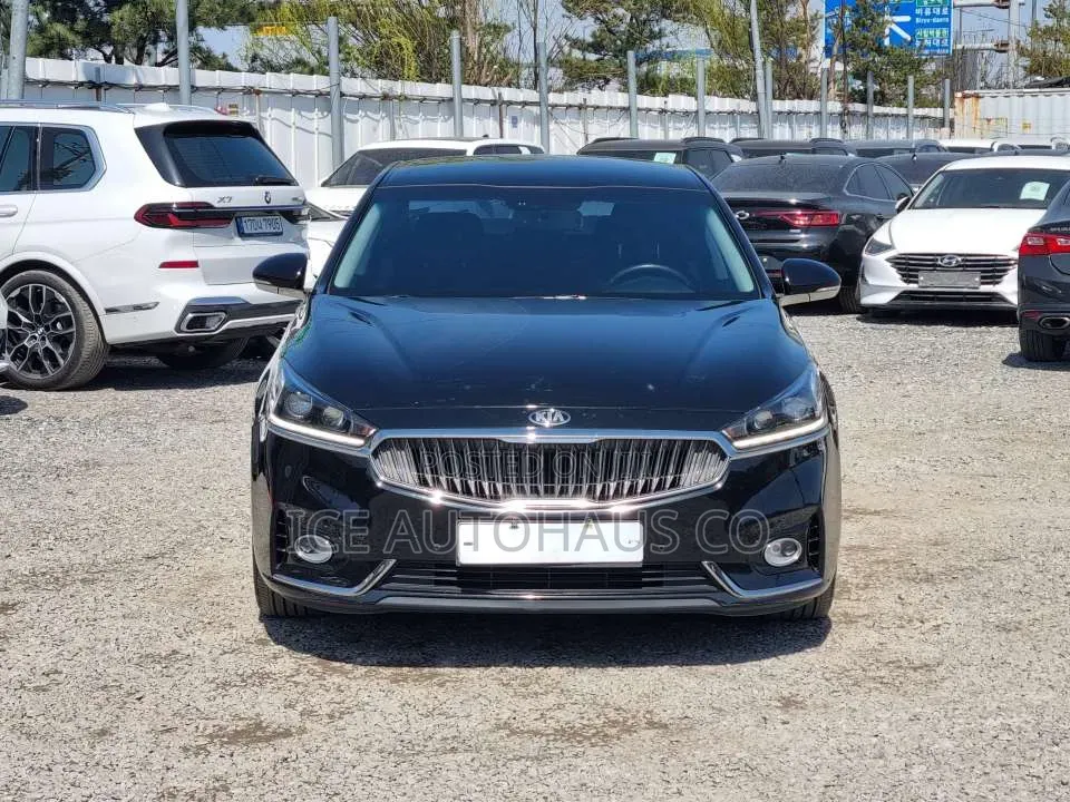 Kia Cadenza 2017 Black