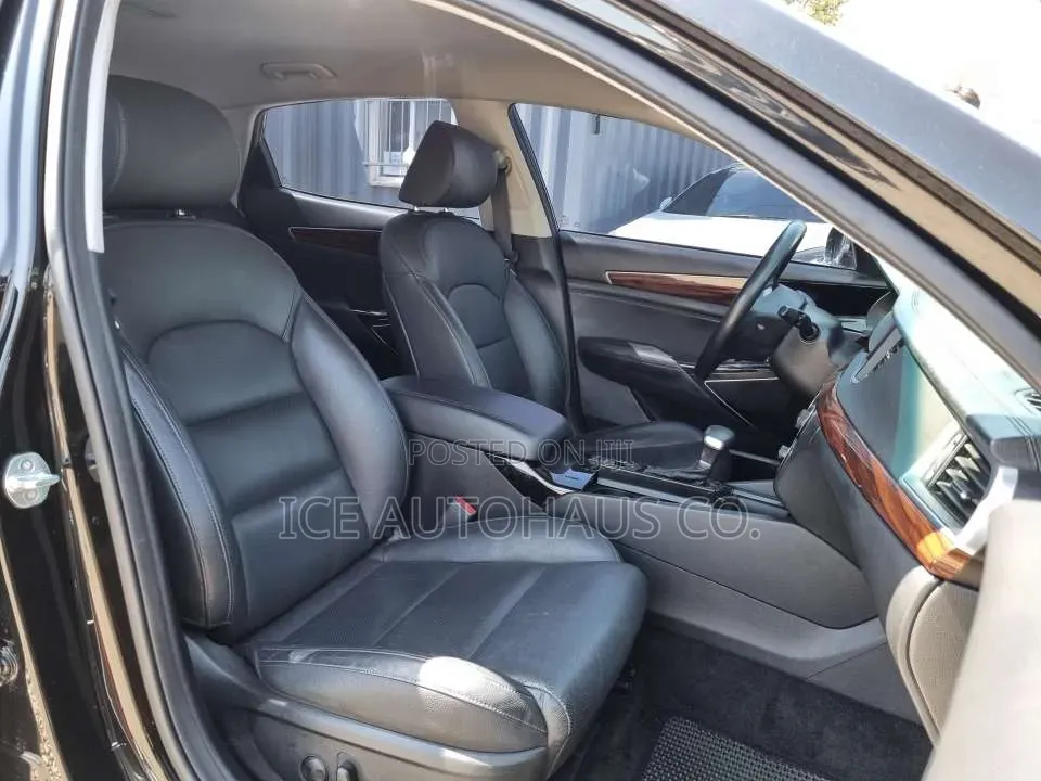 Kia Cadenza 2017 Black