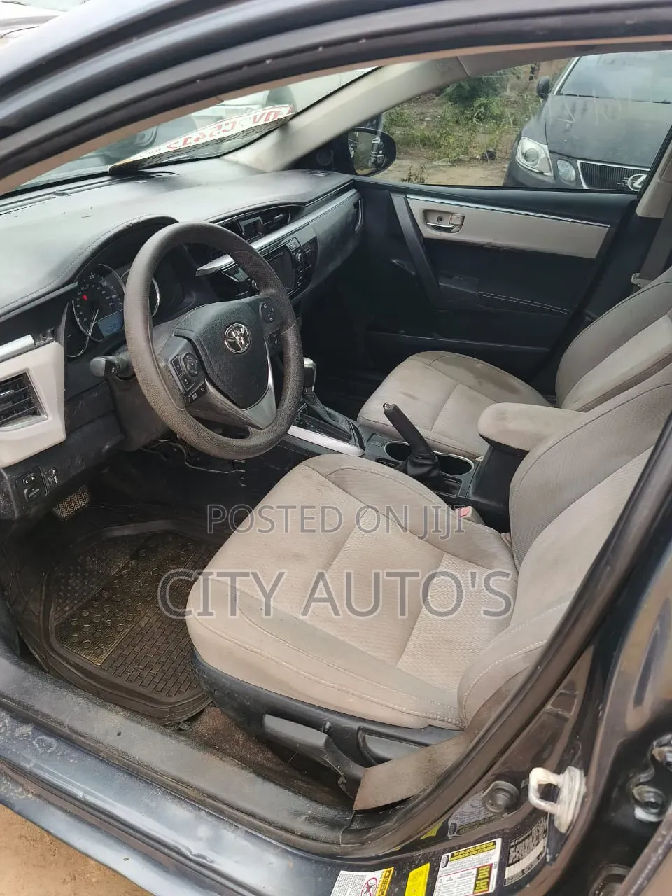 Toyota Corolla 2016 Gray
