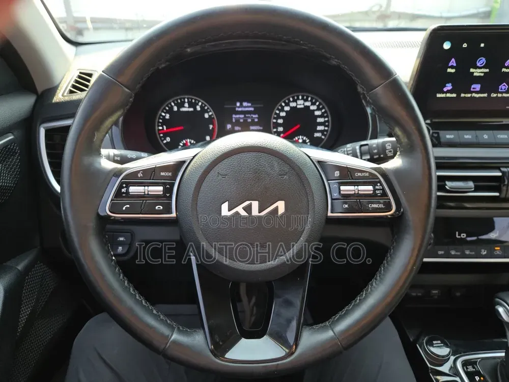 Kia Seltos S 2023 Silver