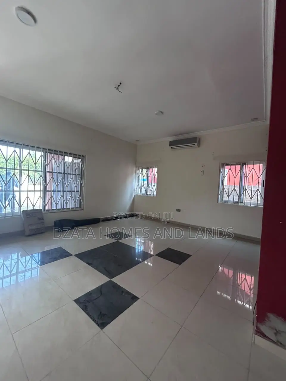 3bdrm House in Collins Dawda, Spintex for rent