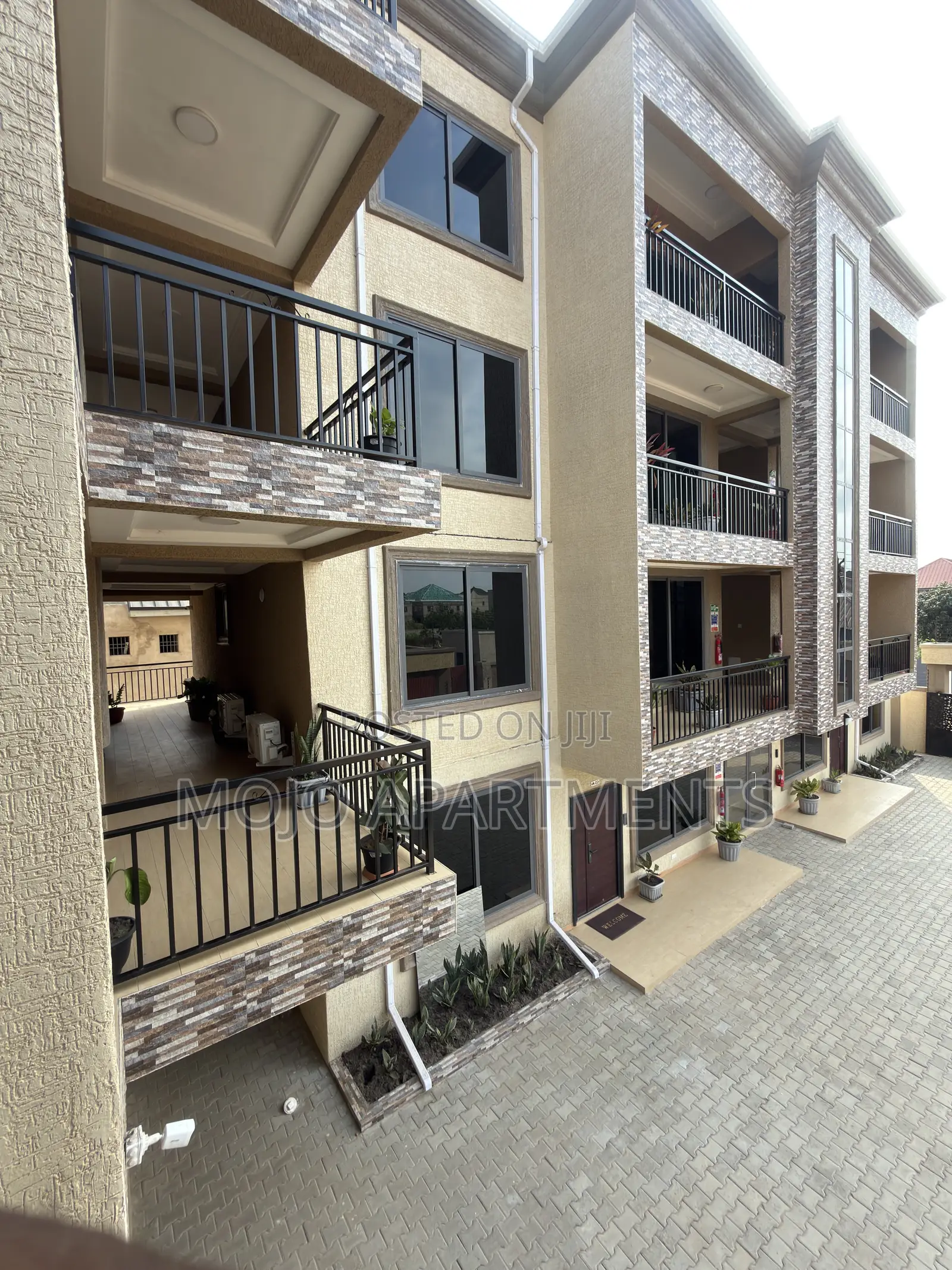 1bdrm Apartment in Mojo Apartment, Community 25 for rent