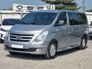 Hyundai Starex 2018 Grey