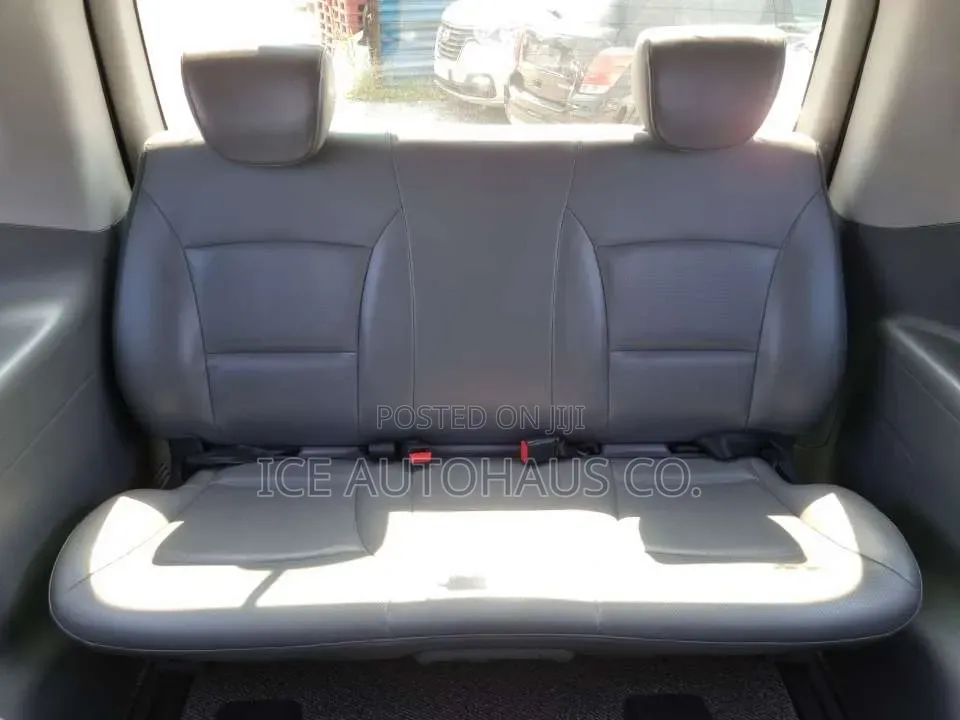 Hyundai Starex 2018 Grey