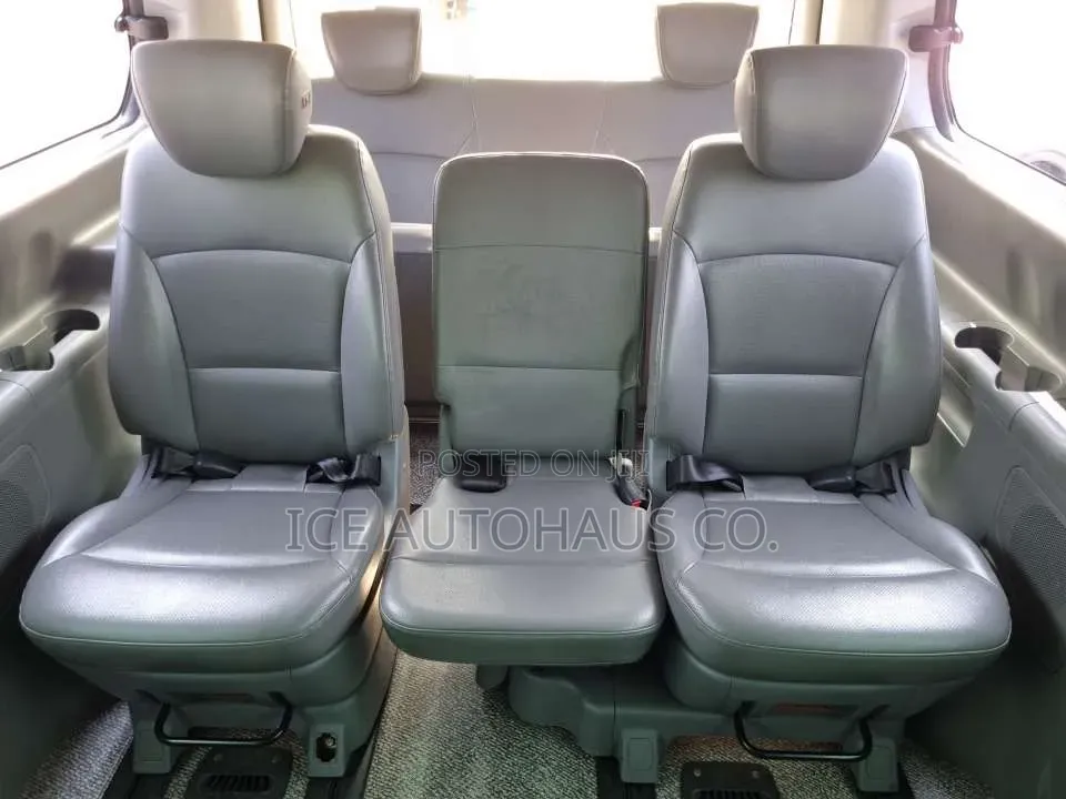 Hyundai Starex 2018 Grey