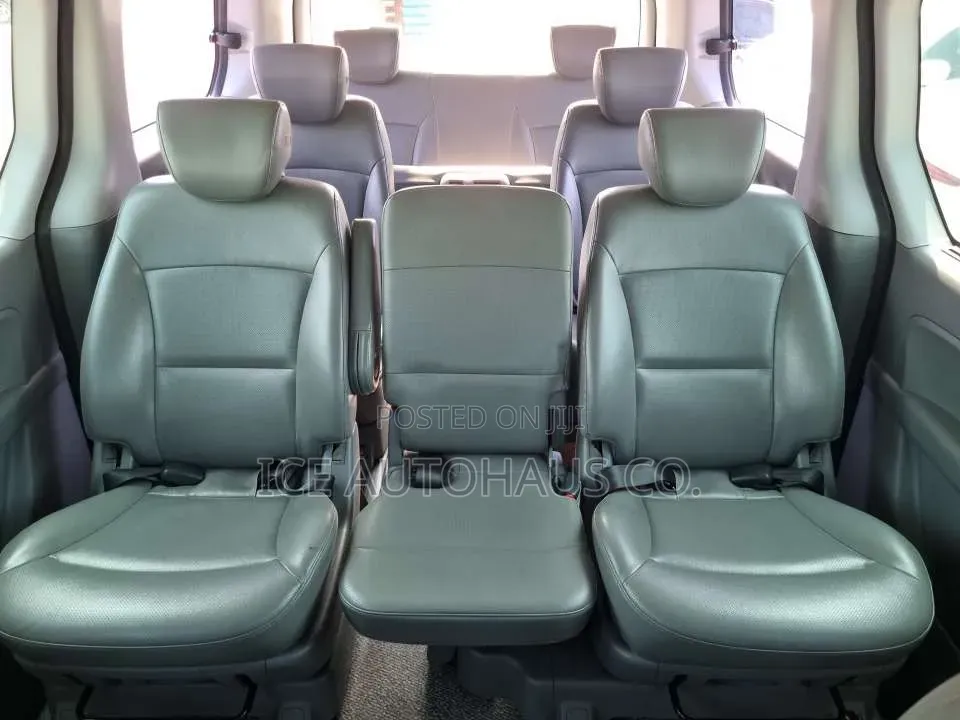 Hyundai Starex 2018 Grey