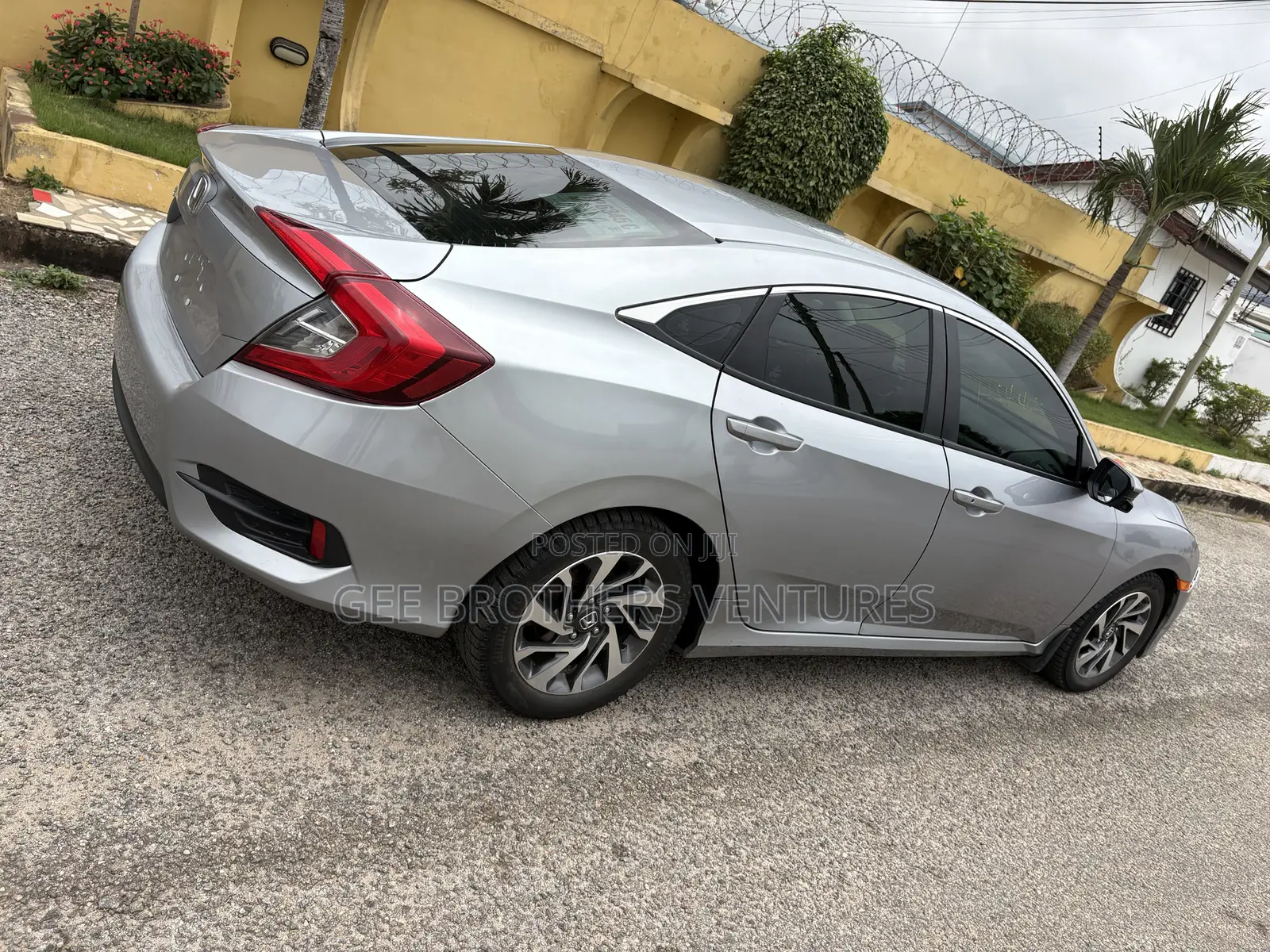 Honda Civic EX Sedan 2018 Gray