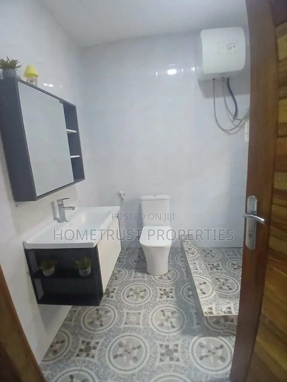 4bdrm House in Pokuase Acp for rent
