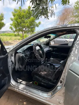Honda Accord 2011 Silver