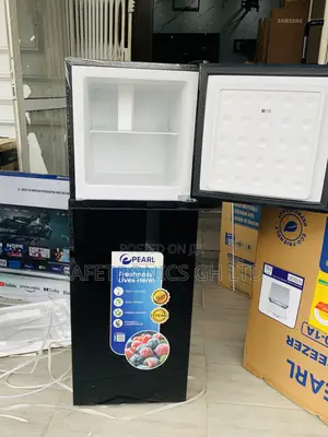 Get Unique Pearl PF-216TBG-5E 136-Litre Double-Door Top-Freezer