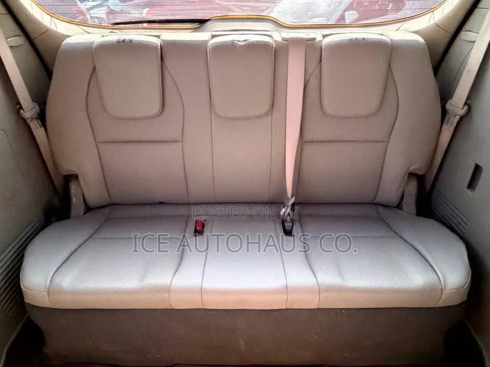 Kia Carnival 2017 Black