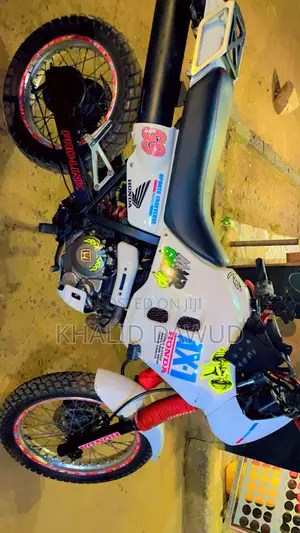Honda 1999 White