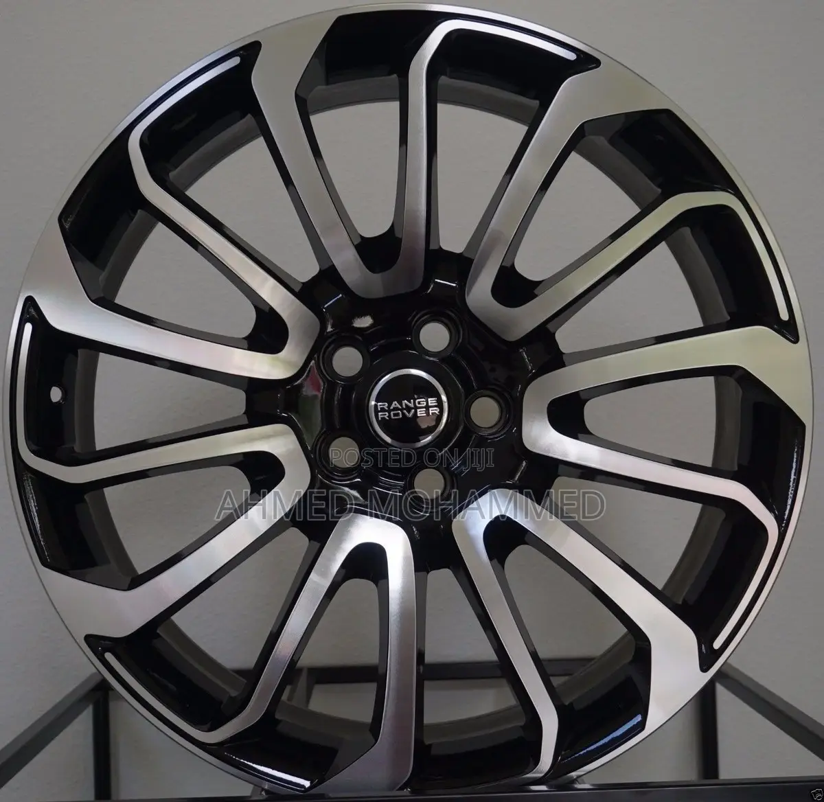 Range Rover Alloy Rim 22-Inches