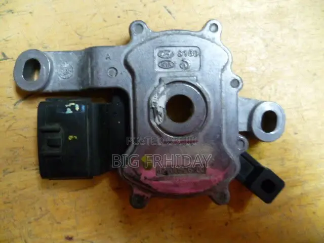 Toyota and Hyundai Gearbox Speed Sensor or Transmission Range Sensor