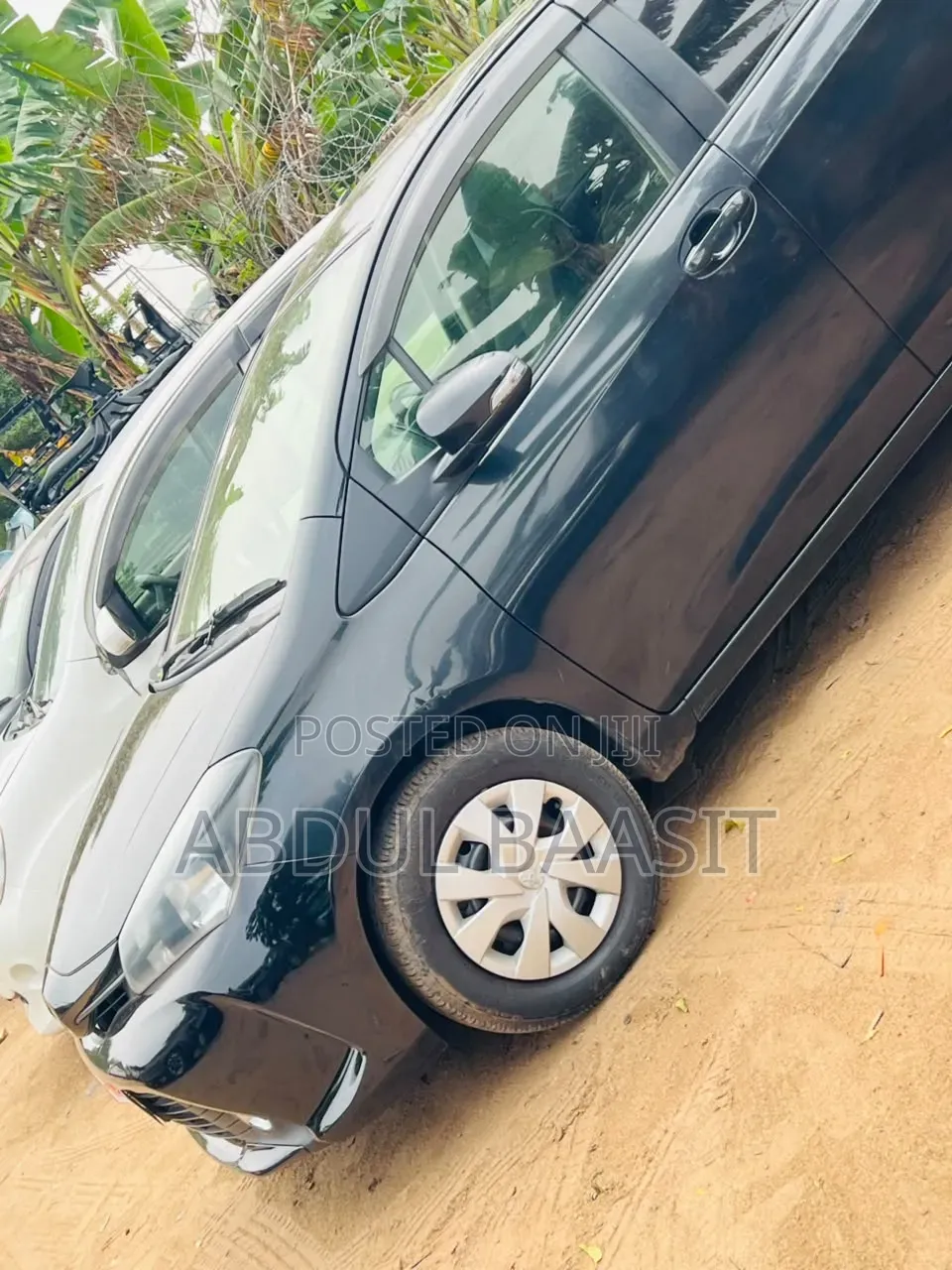 Toyota Vitz 2015 Black