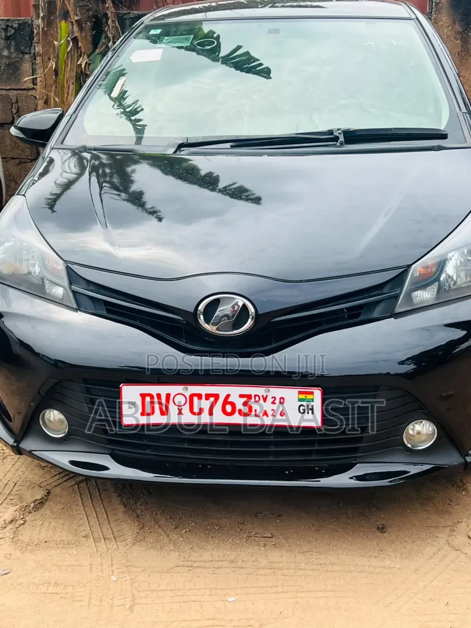 Toyota Vitz 2015 Black