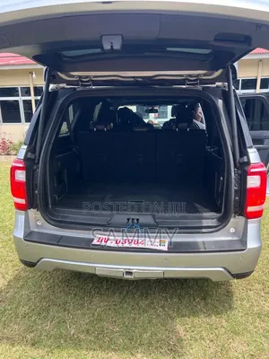 Ford Expedition 2019 Gray