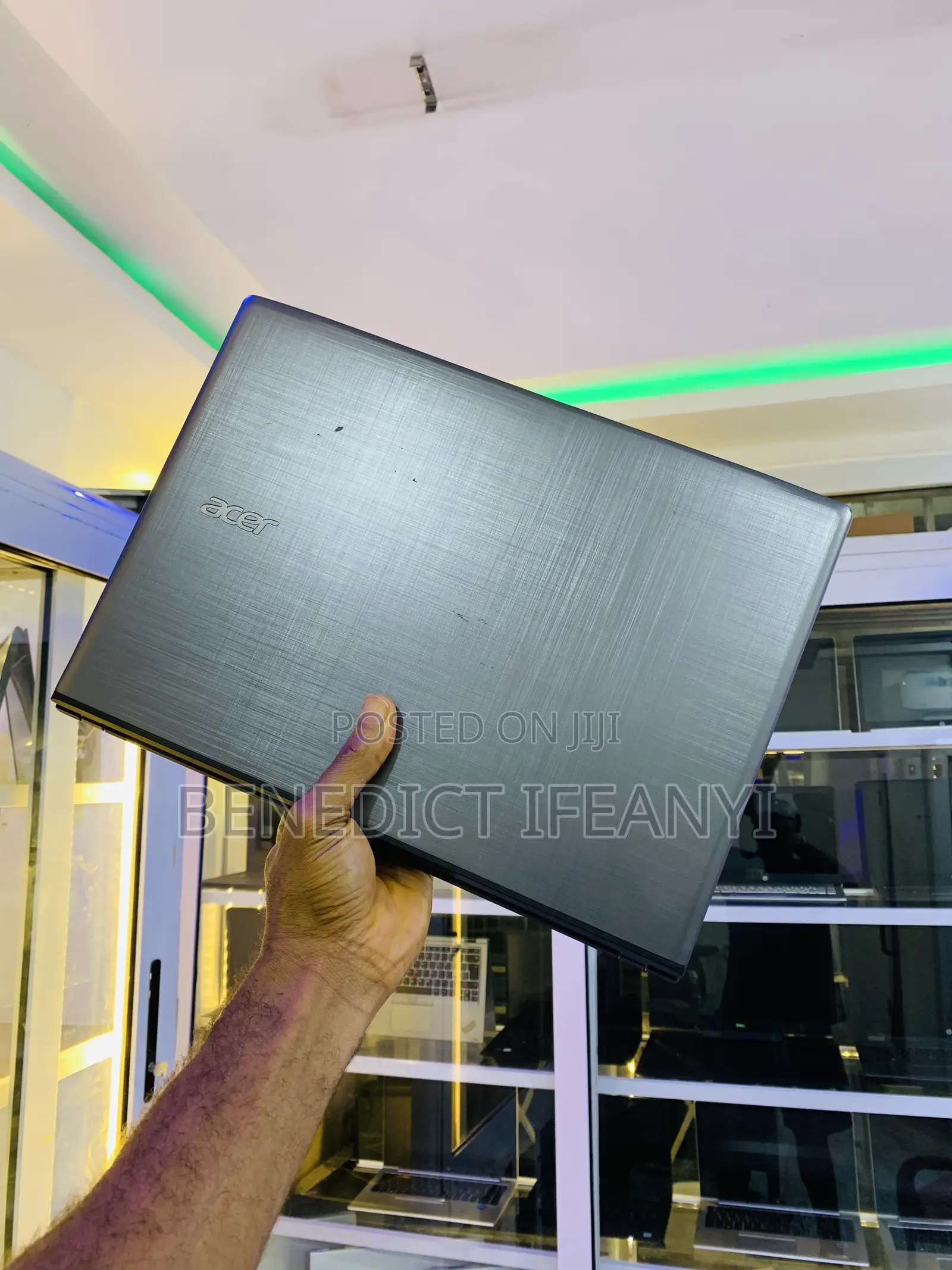 Laptop Acer Aspire E1 8GB Intel Core i3 HDD 1T
